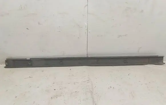 Mercedes-Benz GL X164 Other sill/pillar trim element A1646981230