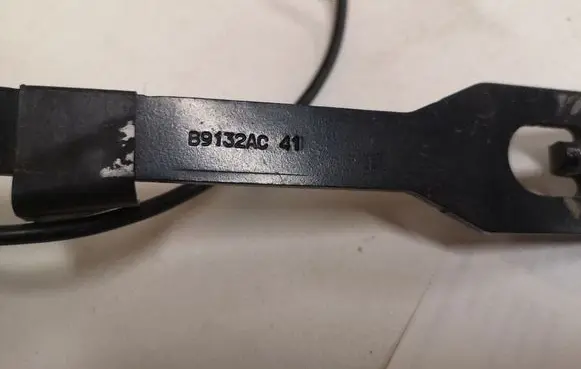 Citroen C4 I Front seatbelt buckle B9132AC41 AC41