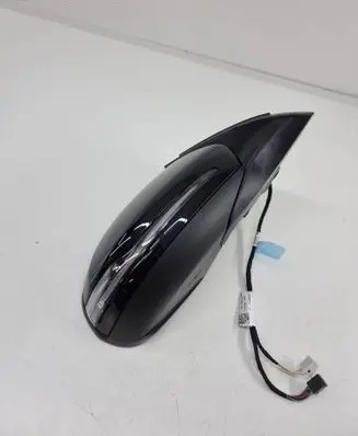 Mercedes-Benz EQA Front door electric wing mirror