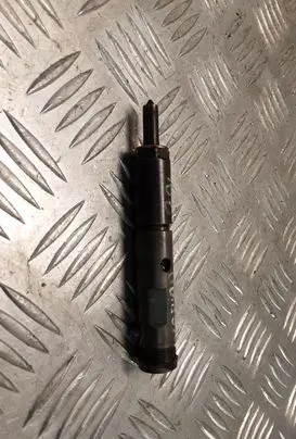 Fuel injector