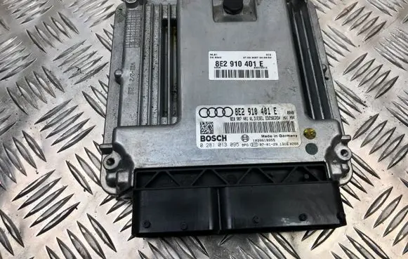 Audi A4 S4 B7 8E 8H Engine control unit/module 8E2910401E 8E0907401AL 0281013095
