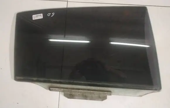 Toyota Corolla E120 E130 Rear door window glass AS2