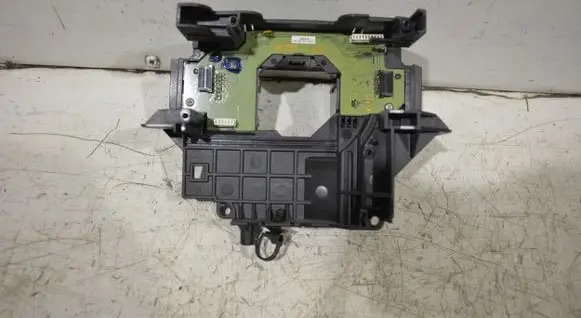 Ford Focus Other switches/knobs/shifts F1ET13N064AB