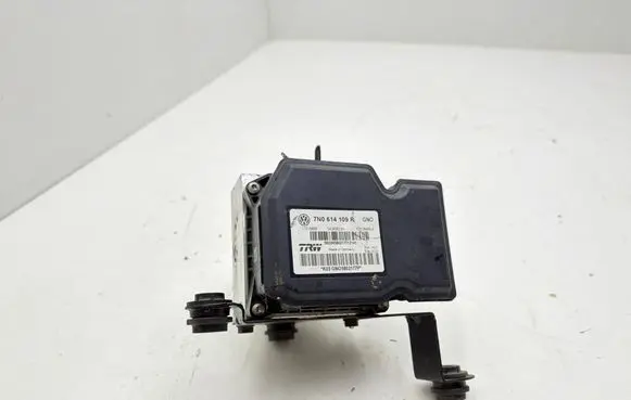 Volkswagen Sharan ABS Pump 7N0614109R 54085823H 17618868
