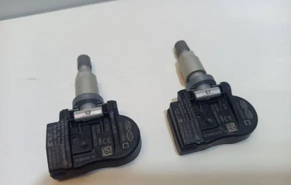 Hyundai Kona I Tire pressure sensor 52933F2000