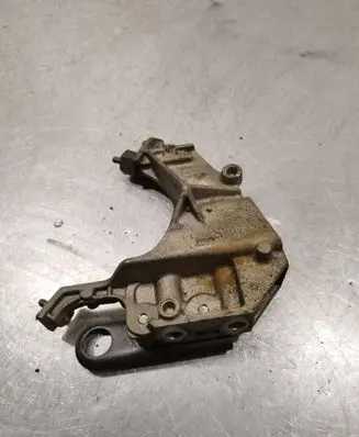 Citroen Berlingo Engine mounting bracket 9635969880