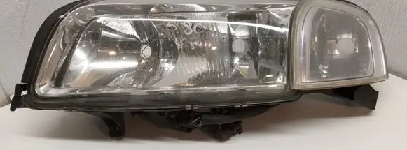 Volvo S80 Headlight/headlamp 30678101 89078101