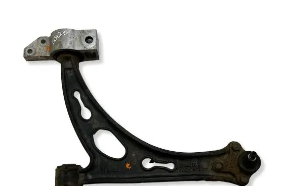Volkswagen Golf VI Front lower control arm/wishbone 1K0407153G