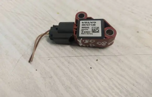 Volvo V50 Airbag deployment crash/impact sensor 8840A6 30737138