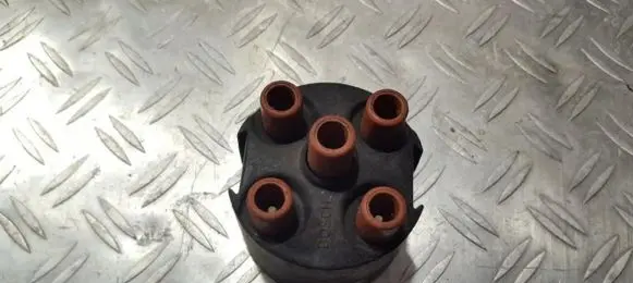 Volkswagen Golf III Spark distributor cap 1230591040