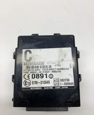 Subaru Forester SG Immobilizer control unit/module 88205SA030 X1T19091M