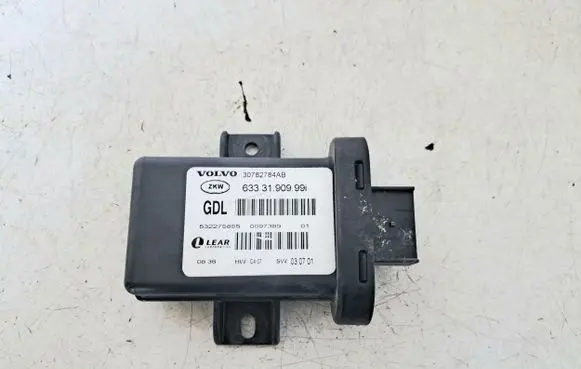 Volvo V70 Light module LCM 30782784AB