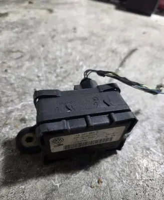 Audi A3 S3 8P ESP acceleration yaw rate sensor 1K0907655D 10170103643 CU75M0928Z