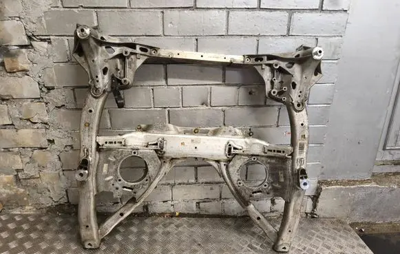 BMW 5 G30 G31 G38 Front subframe 661106 BX2049950 6859494