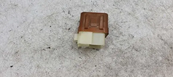 Nissan X-Trail T30 Other relay 2523079964 406078