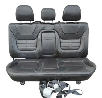 Mitsubishi L200 Second row seats 