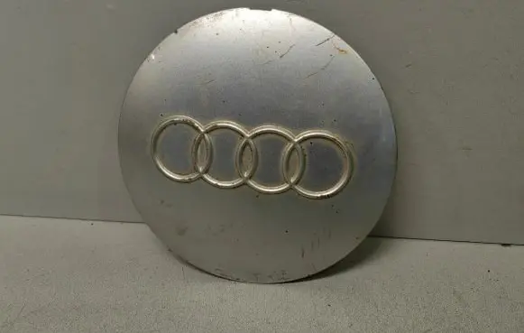 Audi A4 S4 B5 8D Original wheel cap 8D0601165B