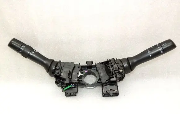 Toyota Yaris Aerial antenna switch 841400D270
