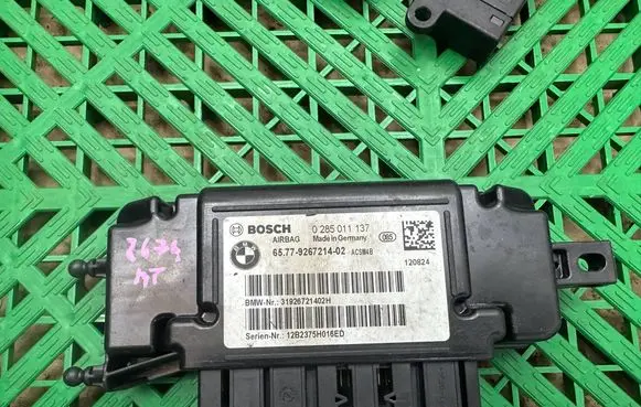BMW 3 F30 F35 F31 Airbag control unit/module 9267214 0285011137 12B2375H016ED