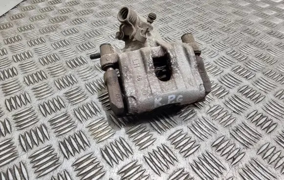 Ford C-MAX II Rear brake caliper A426x