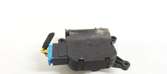 Audi A3 S3 8P Air flap motor/actuator 0132801345