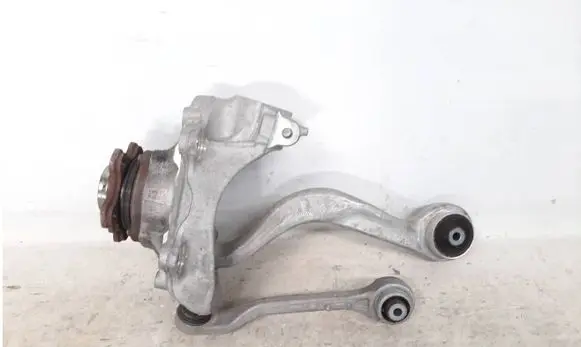 BMW 4 G22 G23 G24 G26 Front wheel hub spindle knuckle 6877147 31216877147