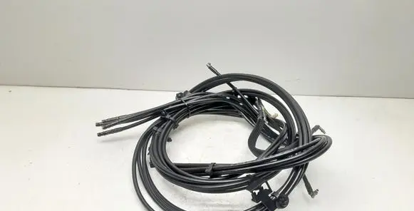 Ford Focus Convertible roof line/pipe/hose 3507603
