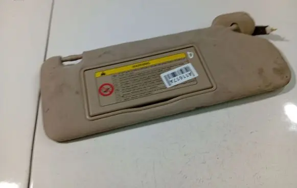 Toyota Avensis T250 Sun visor