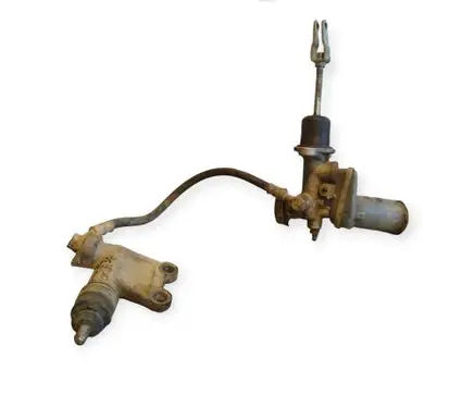 Subaru Forester SG Clutch master cylinder 