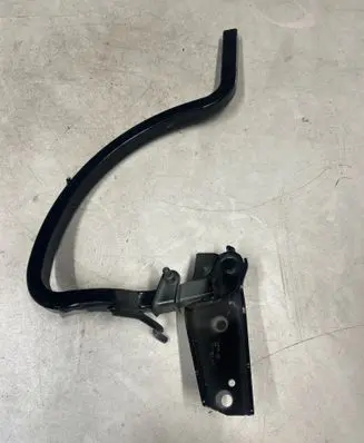Volkswagen PASSAT B7 Tailgate/trunk/boot hinge 561827301A