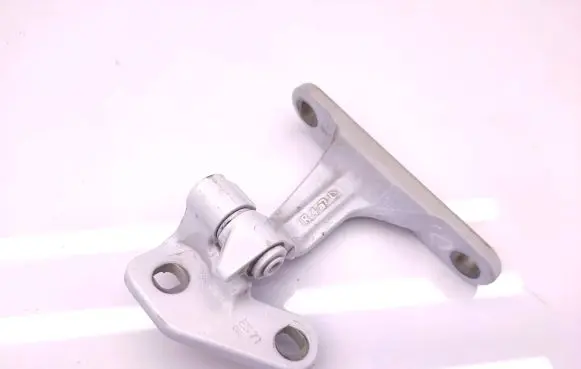 Mercedes-Benz Sprinter W907 W910 Front door upper hinge H9100B1