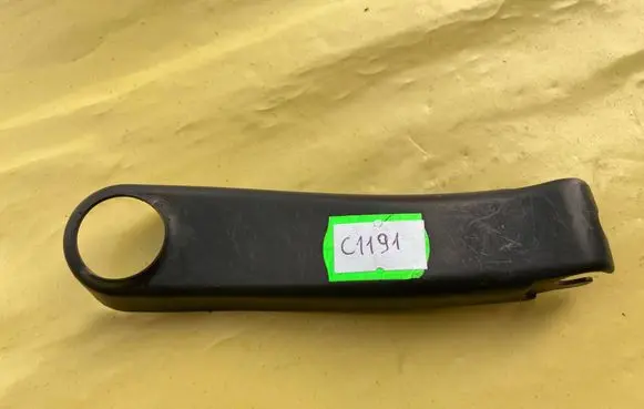 Mercedes-Benz A W169 Windshield/front glass wiper blade A1698210136