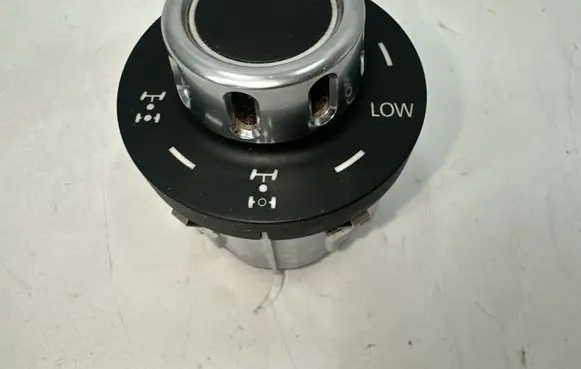Volkswagen Touareg II Differential lock switch 7P6941435E