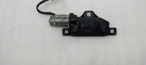BMW 7 E65 E66 Tailgate boot lock/latch motor 7014872