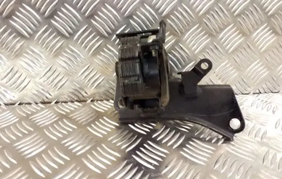 Toyota Corolla Verso E121 Gearbox mount