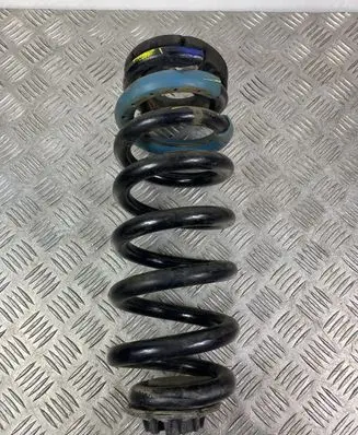 Jeep Grand Cherokee Rear coil spring