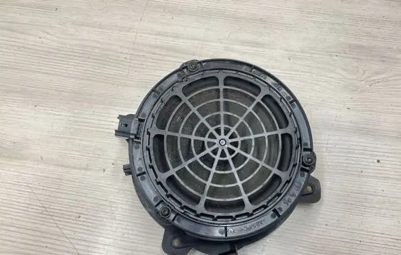 Peugeot 2008 II Front door speaker 9826326080