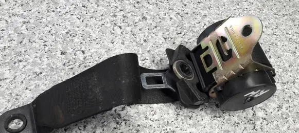 Mini One - Cooper R50 - 53 Rear seatbelt 7055962