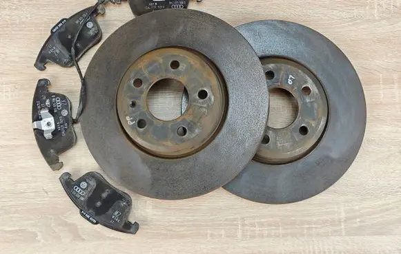 Audi A5 8T 8F Front brake disc 8K0615116Q