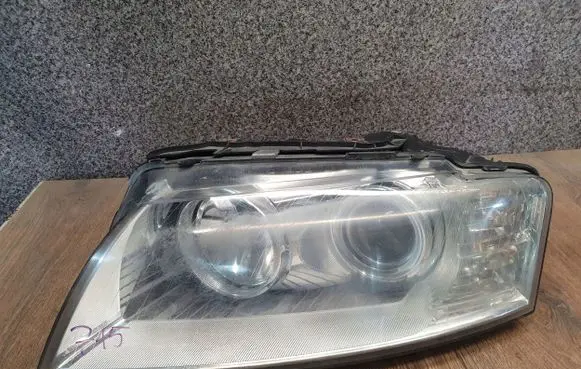 Audi A8 S8 D3 4E Headlight/headlamp