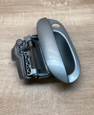 BMW 5 E39 Front door exterior handle