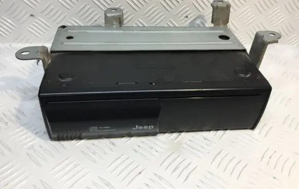 Jeep Grand Cherokee (WJ) CD/DVD changer P56038579AC