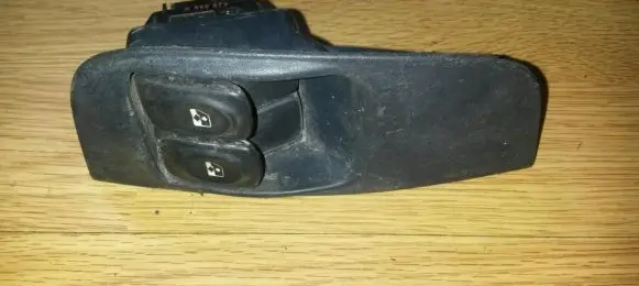 Renault Megane I Electric window control switch 7700429149