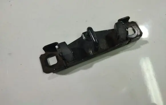 Jaguar X-Type Rear door lock loop/hook striker 