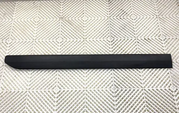 Ford Transit Courier Front door trim (molding) ET7629426A
