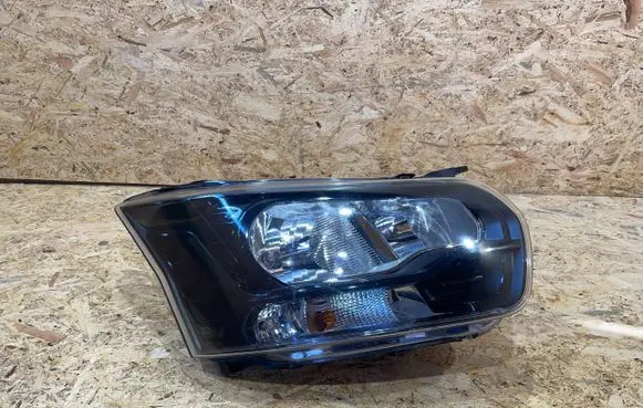 Ford Transit VII Headlight/headlamp GK31-13W029-BC S2501P063-S2C
