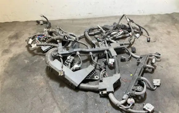 Toyota C-HR I Engine installation wiring loom