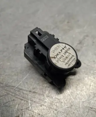 Opel Astra H Air flap motor/actuator 52406341
