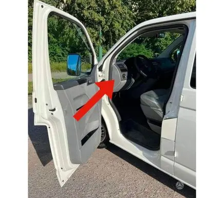 Volkswagen Transporter - Caravelle T5 Dashboard side end trim 7H0858035