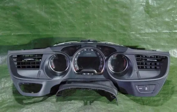 Citroen C5 Speedometer (instrument cluster) 9665364880
